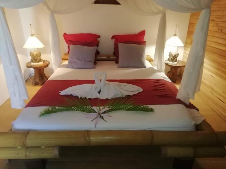 Bungalow Atypique Ti Bambou A 500M De La Plage Sainte-Anne  Εξωτερικό φωτογραφία