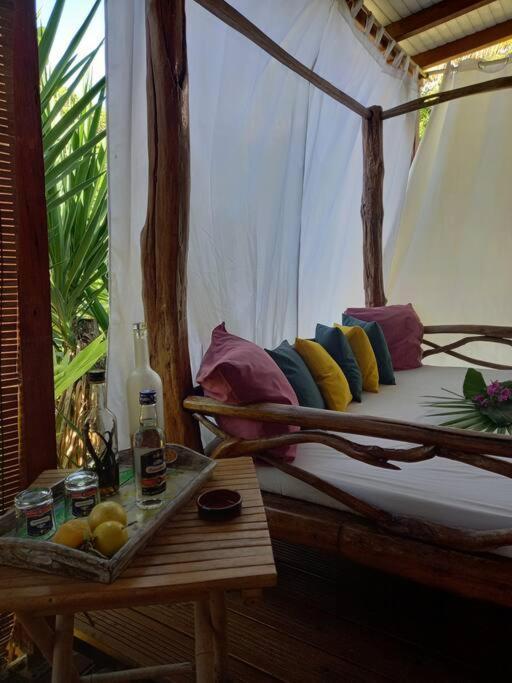 Bungalow Atypique Ti Bambou A 500M De La Plage Sainte-Anne  Εξωτερικό φωτογραφία