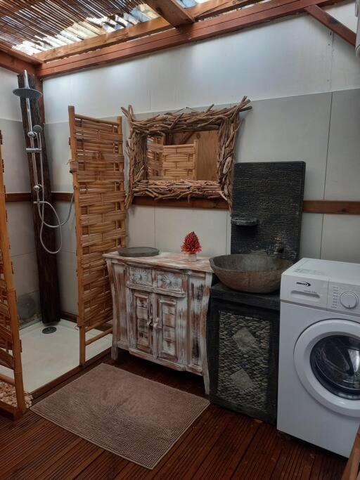Bungalow Atypique Ti Bambou A 500M De La Plage Sainte-Anne  Εξωτερικό φωτογραφία